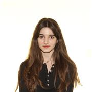 Me defino como una persona responsable y comprometida con mi trabajo. Ofrezco dar clases de inglés, nivel básico e intermedio para niños y adolescentes